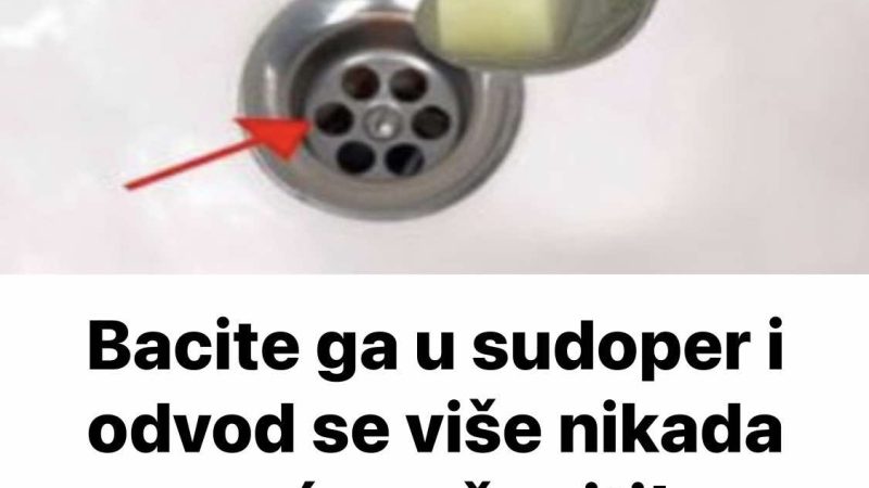 Bacite ga u sudoper i odvod se više nikada neće začepiti! (Neverovatno)