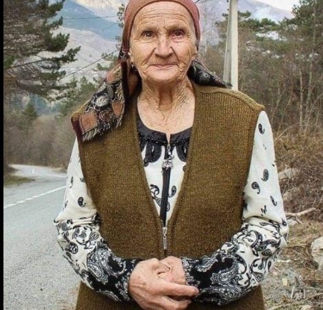 KAD JE MAMA NAPUNILA 84 GODINE, SMESTILA SAM JE U DOM: Život Mi Je Od Tada Neopisivo Bolji I Lakši!