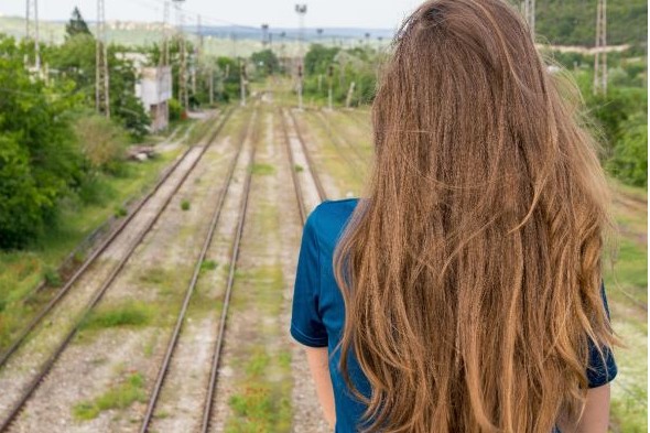 Htela sam da se bacim pod voz: Kad je izašao mašinovođa, život mi se promenio – sad je on moj muž